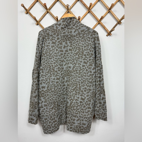 SUNDRY Leopard Print Cardigan Size 2/M - Picture 8 of 13